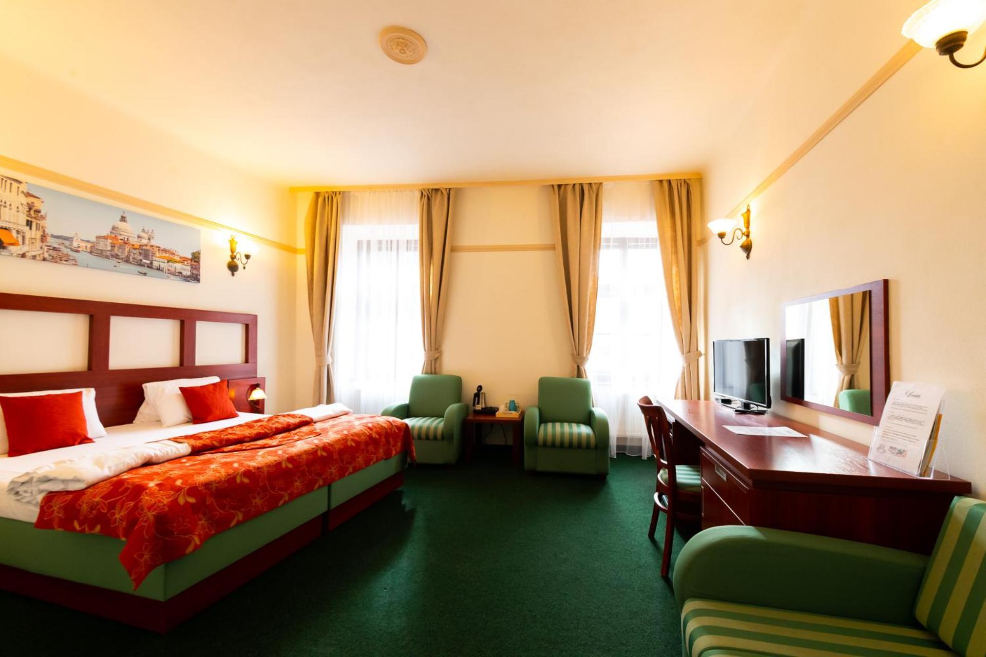 מיקולוב Vivaldi Apartments מראה חיצוני תמונה