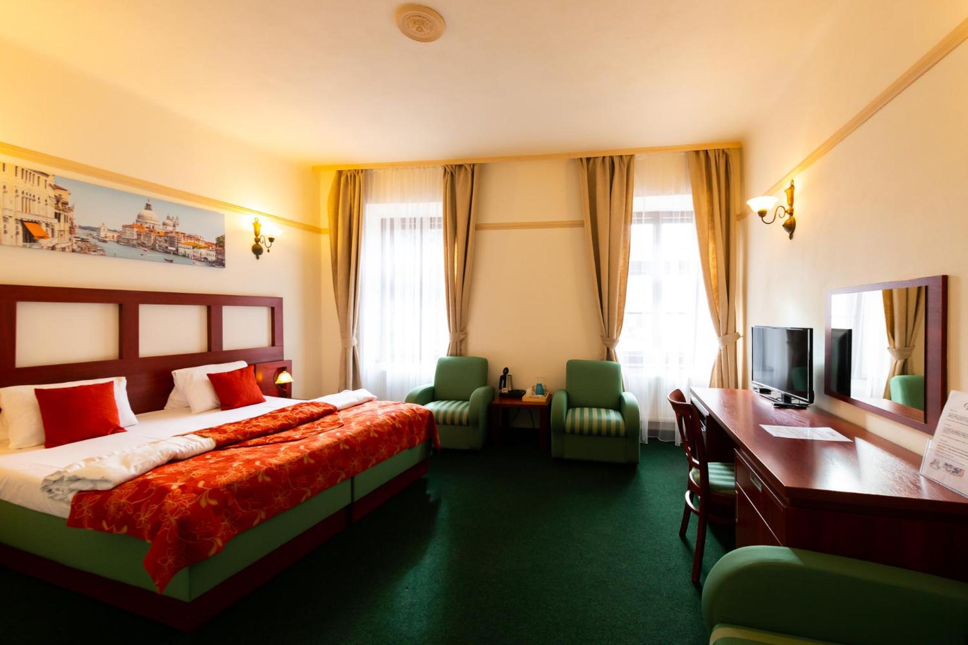 מיקולוב Vivaldi Apartments מראה חיצוני תמונה